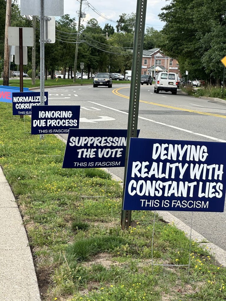 Signs of Facism
